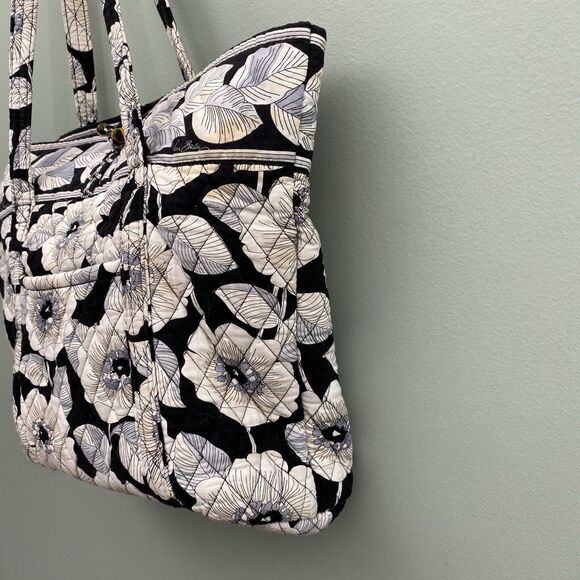Vera Bradley Tote Bag Purse Black White Floral Quilted Cotton Cottagecore - Picture 5 of 15